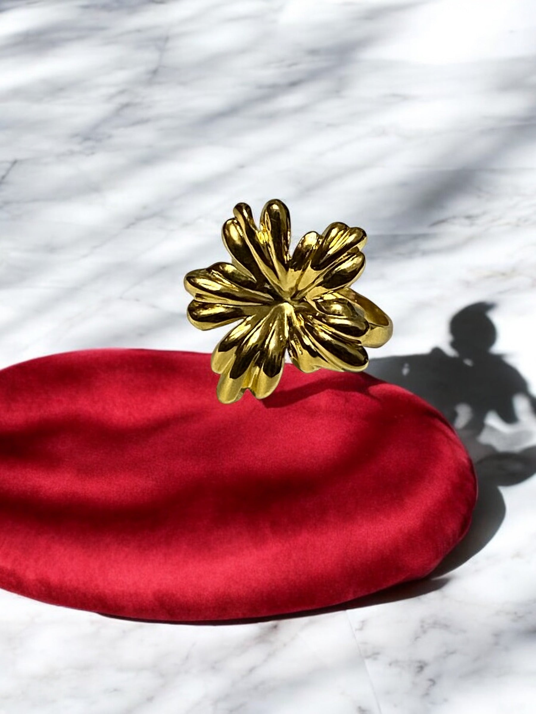 Designer Anti-Tarnish Flower Design Ring